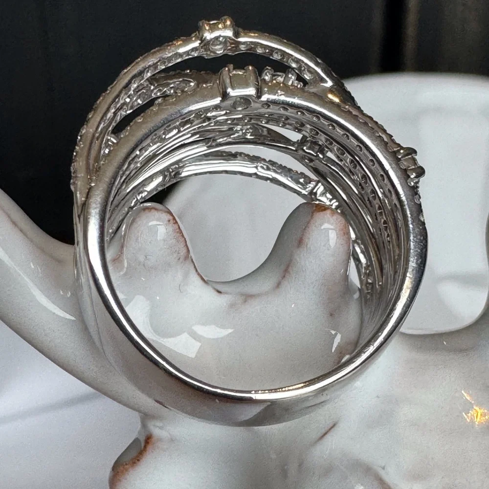 14K Diamond Crossover Highway Ring